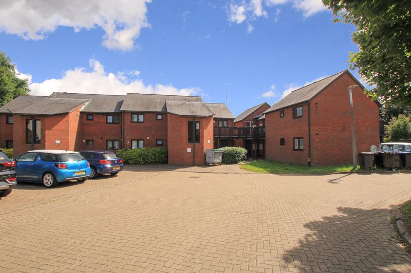 St. Agnells Court, Hemel Hempstead Michael Anthony Estate Agents