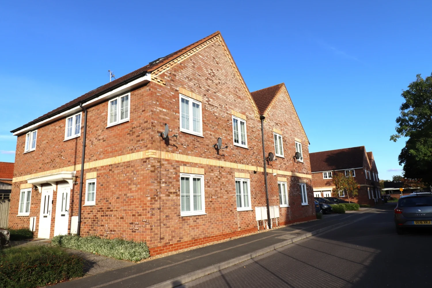 Mossmans Close, Bletchley, Milton Keynes, Buckinghamshire, MK2 3BU
