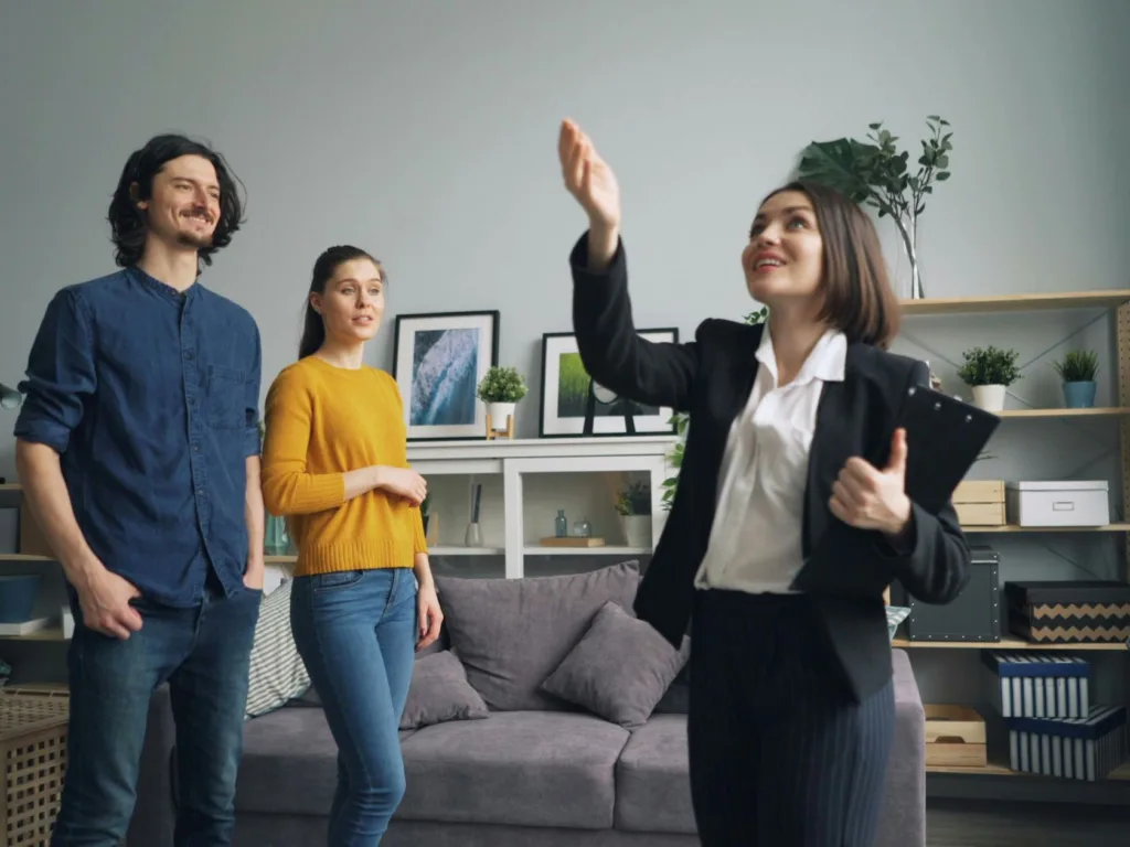 How to Choose an Estate Agent When Selling Your Home