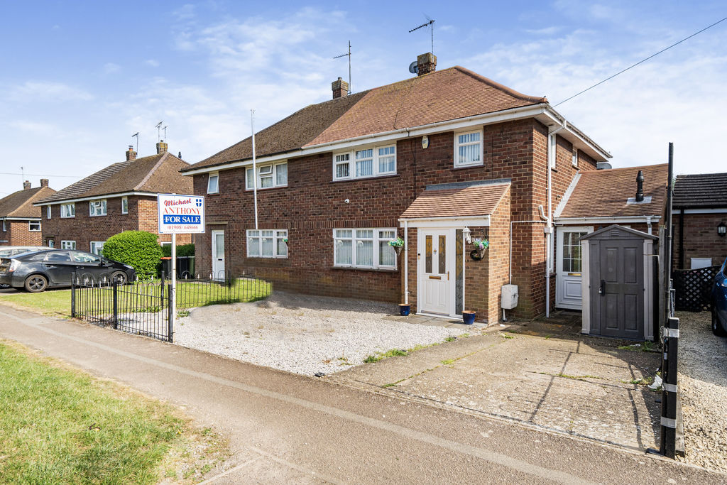 Newton Road, Bletchley, Milton Keynes, Buckinghamshire, MK3 5DH