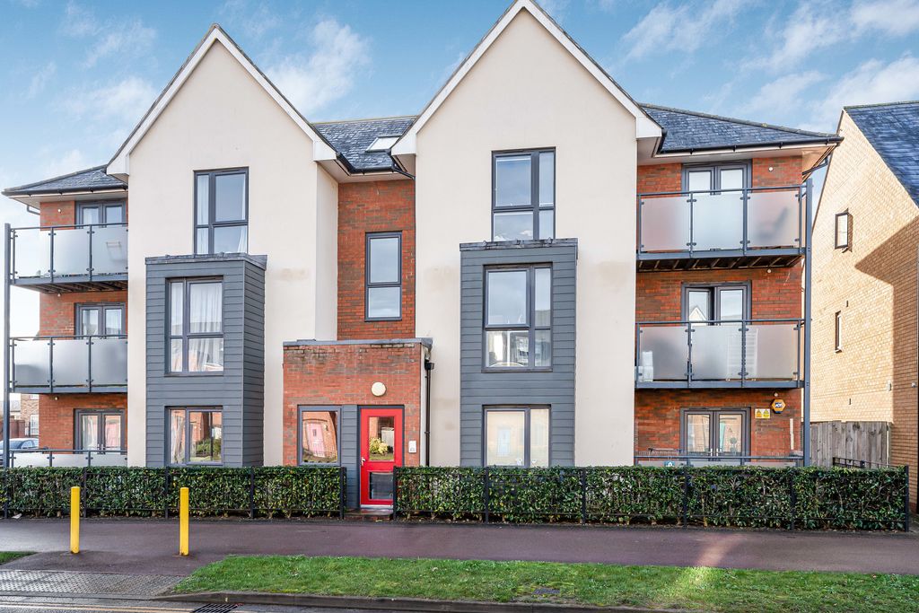 Countess Way, Brooklands, Milton Keynes, Buckinghamshire, MK10 7HG