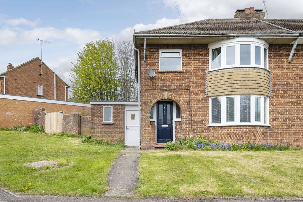 St. Pauls Road, Bletchley, Milton Keynes, Buckinghamshire, MK3 5EF