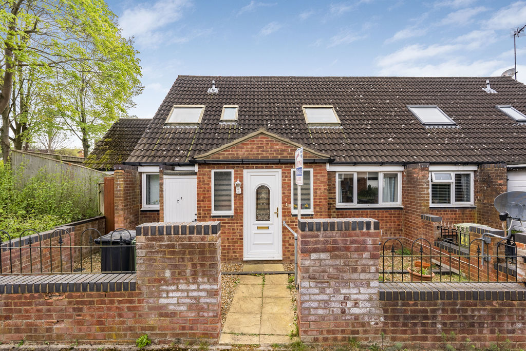 Arncliffe Drive, Heelands, Milton Keynes, Buckinghamshire, MK13 7LH
