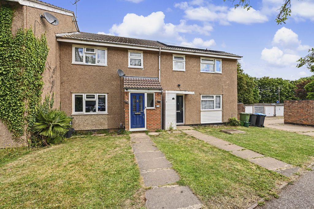 Claymore, Hemel Hempstead, Hertfordshire, HP2 6LL