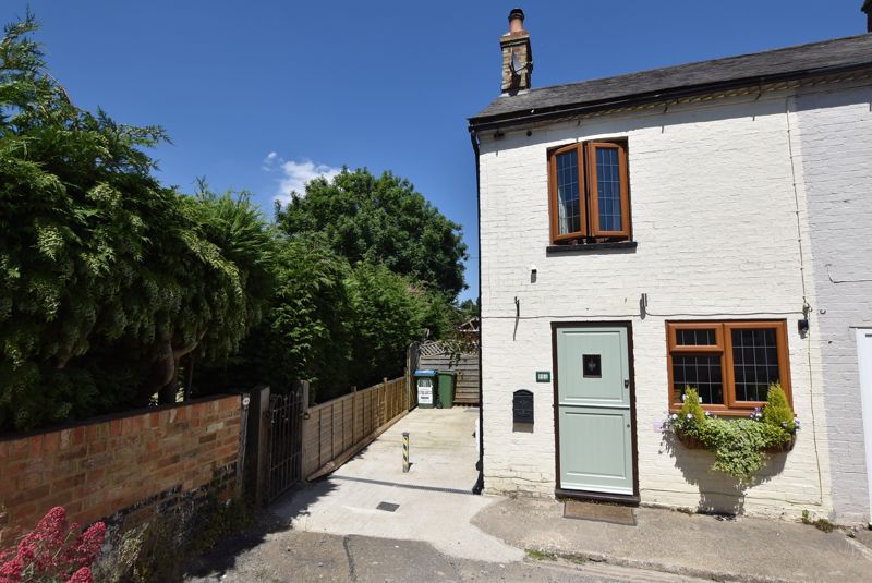 Main Road, Drayton Parslow, Milton Keynes, Buckinghamshire, MK17 0JR