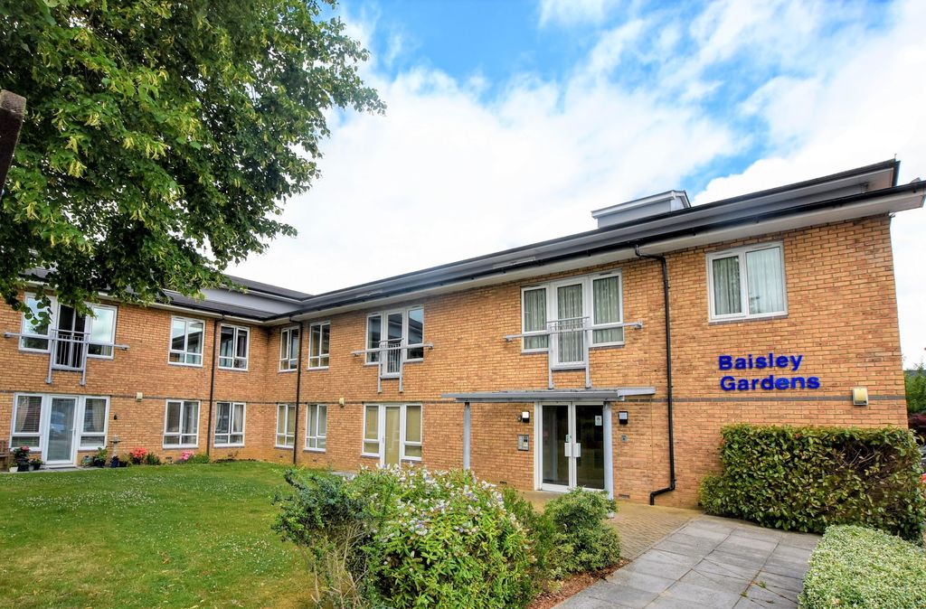 Baisley Gardens, Bletchley, Milton Keynes, Buckinghamshire, MK2 2NE