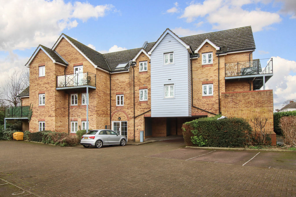 Ebberns Road, Hemel Hempstead, Hertfordshire, HP3 9HE