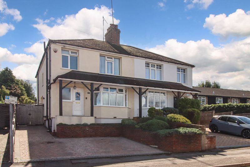 Christchurch Road, Hemel Hempstead, Hertfordshire, HP2 5BY