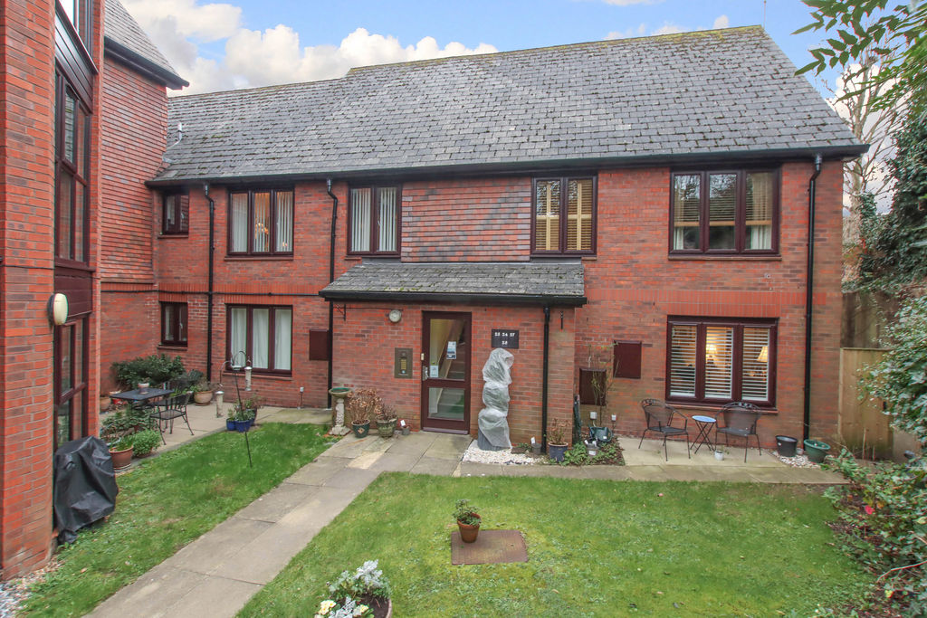 Cowper Road, Berkhamsted, Hertfordshire, HP4 3ED