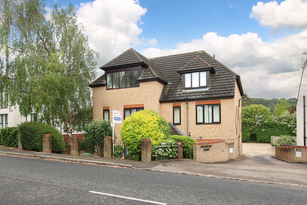 Buckland Wharf, Buckland, Aston Clinton, Buckinghamshire, HP22 5LQ