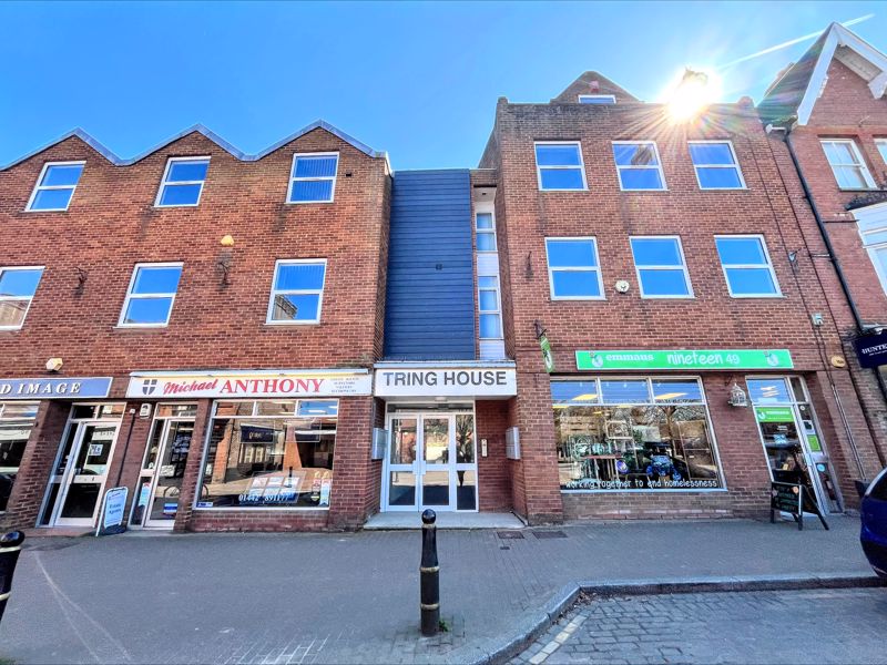 High Street, Tring, Hertfordshire, HP23 4AB