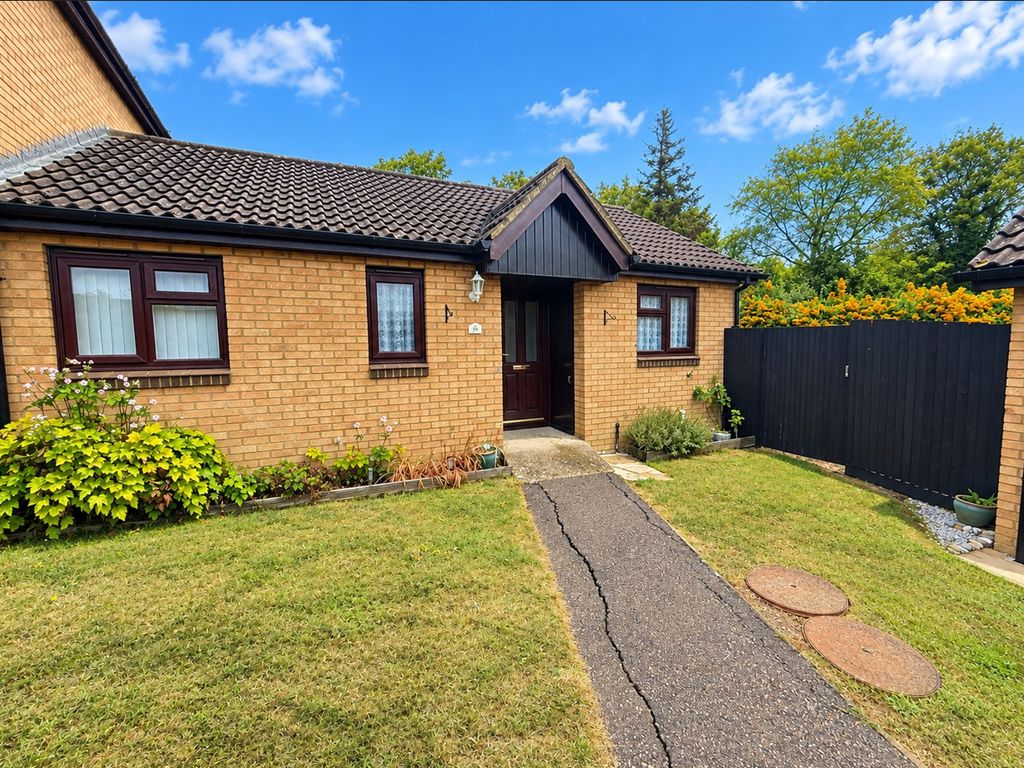 Bryony Place, Conniburrow, Milton Keynes, Buckinghamshire, MK14 7EA