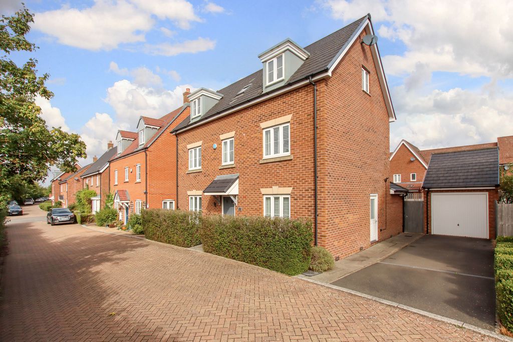 Bolebec End, Pitstone, Leighton Buzzard, Bedfordshire, LU7 9JY