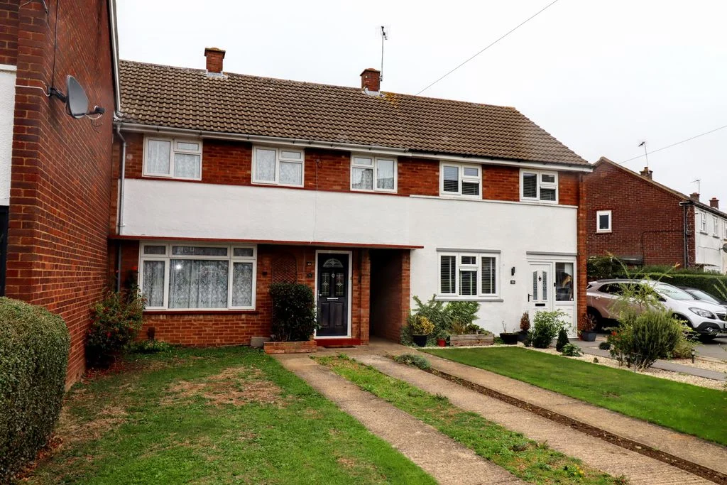 Derwent Drive, Bletchley, Milton Keynes, Buckinghamshire, MK3 7BQ