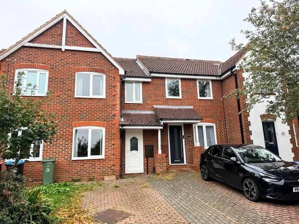 Holyhead Crescent, Tattenhoe, Milton Keynes, Buckinghamshire, MK4 3AN