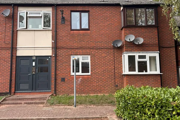 Lrg_2 Durrans court.jpg