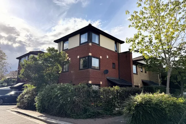 Lrg_29 Adelphi Street front.jpg